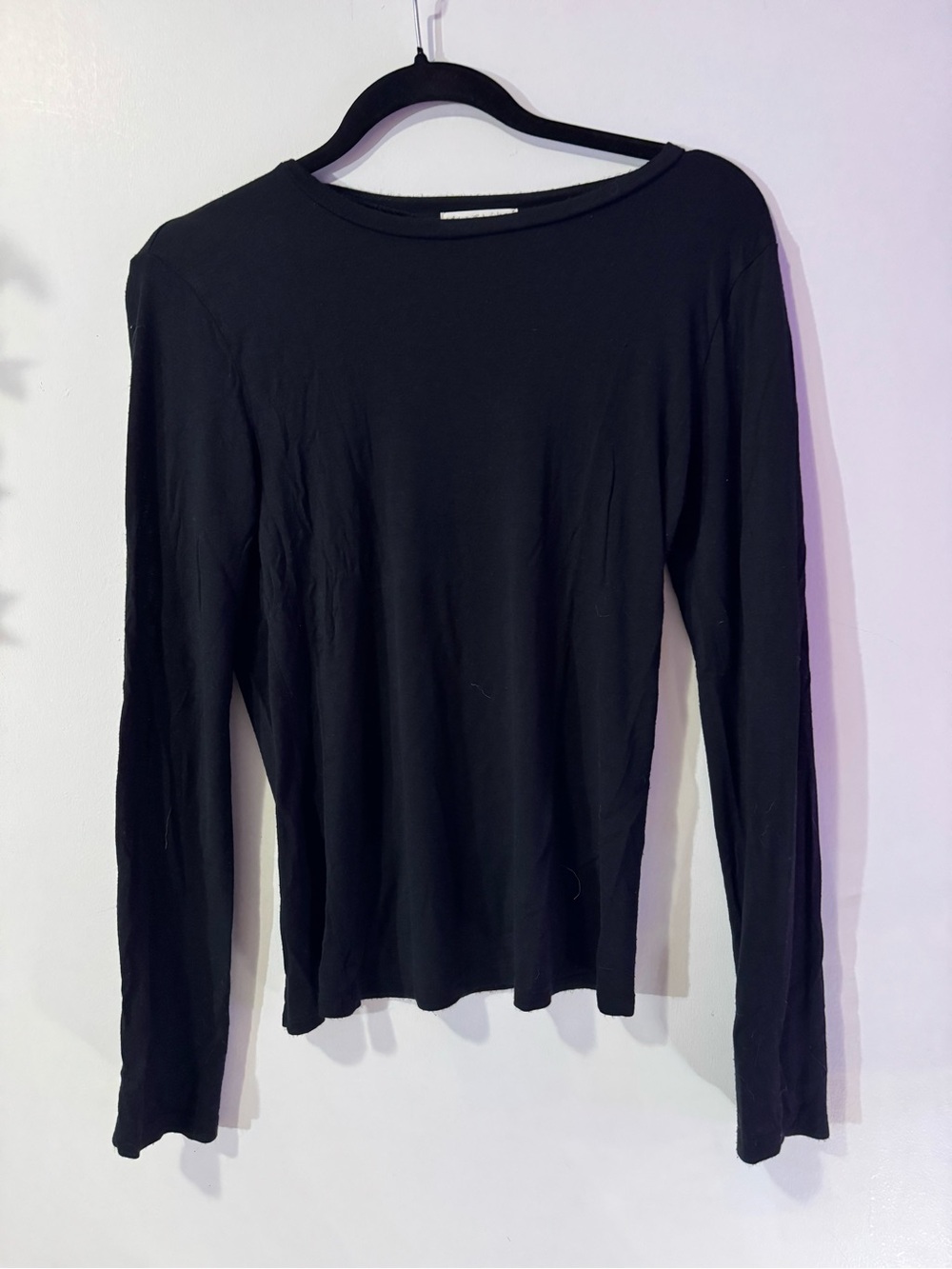 Classic Black Relaxed Long-Sleeve Women's Top